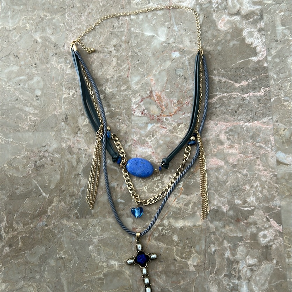 Brand new never worn layered necklace